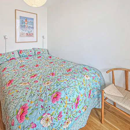 2 Bedroom Gorgeous In Prázdninový dům *